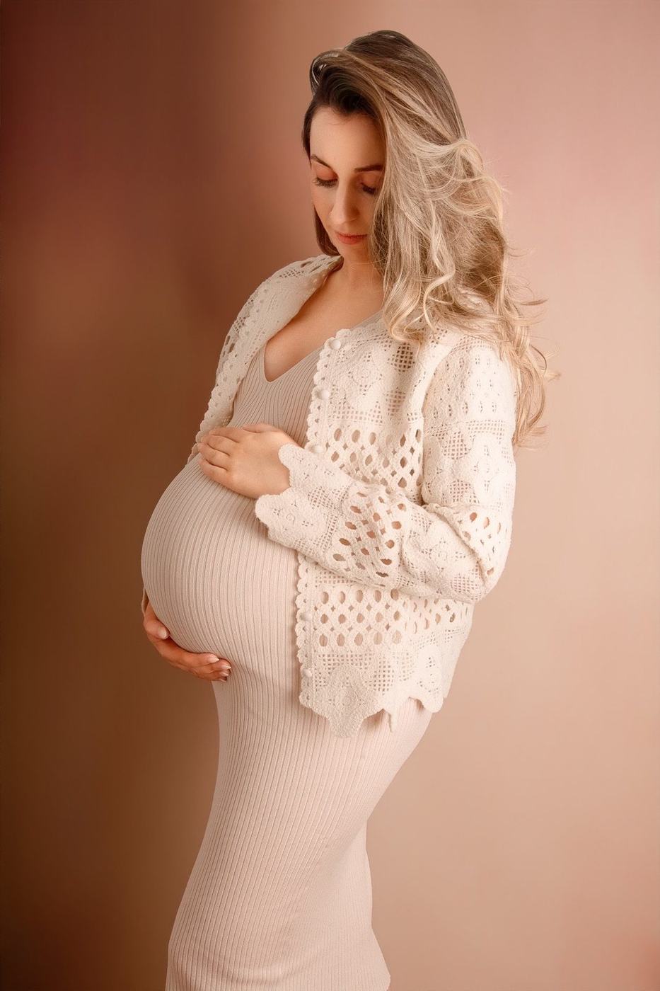 Maternity photography by Fox Photo