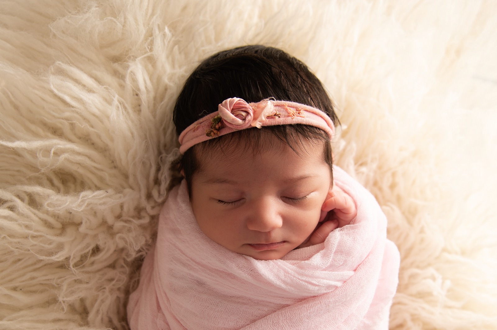 Newborn photography by Fox Photo